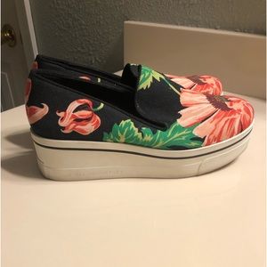 Stella McCartney Floral Platform Shoes - Black and Red